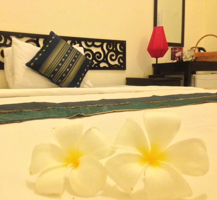 New Season Riverside Hotel Phnom Penh Eksteriør bilde