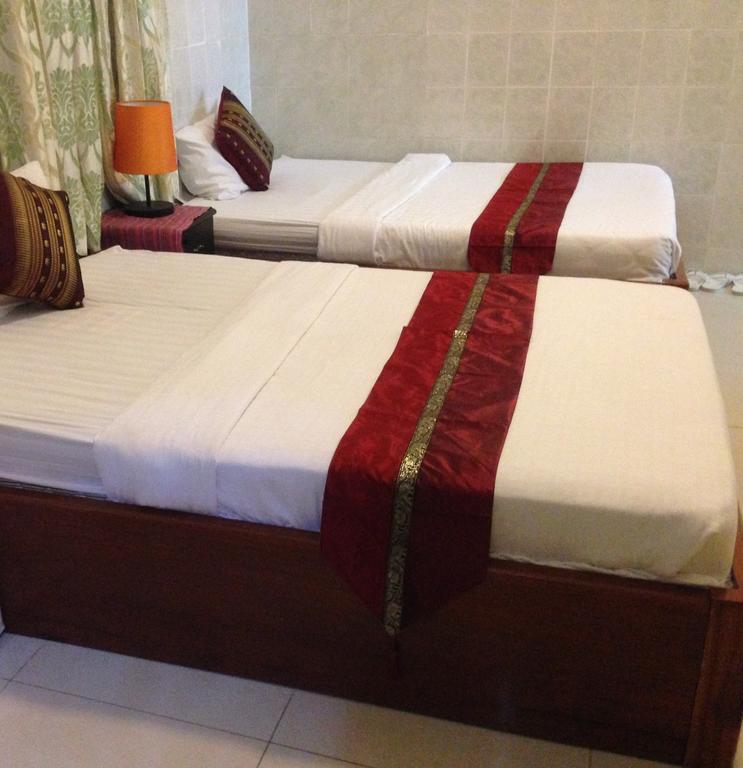 New Season Riverside Hotel Phnom Penh Eksteriør bilde