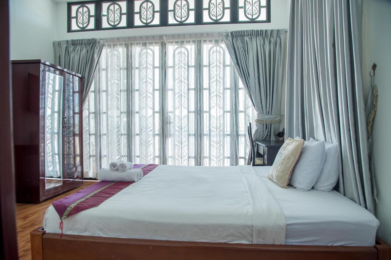 New Season Riverside Hotel Phnom Penh Eksteriør bilde